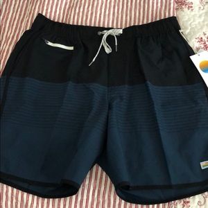 Vuori men’s short size L.